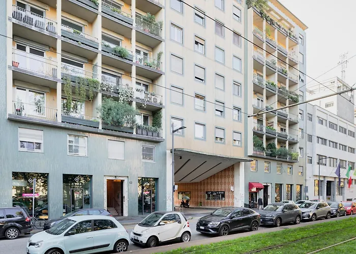 Fully Furnished Flat Arco Della Pace By Easylife